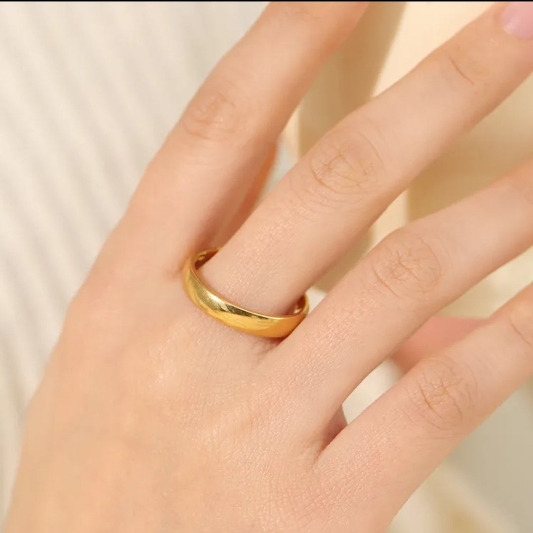 Moe Oro Rings